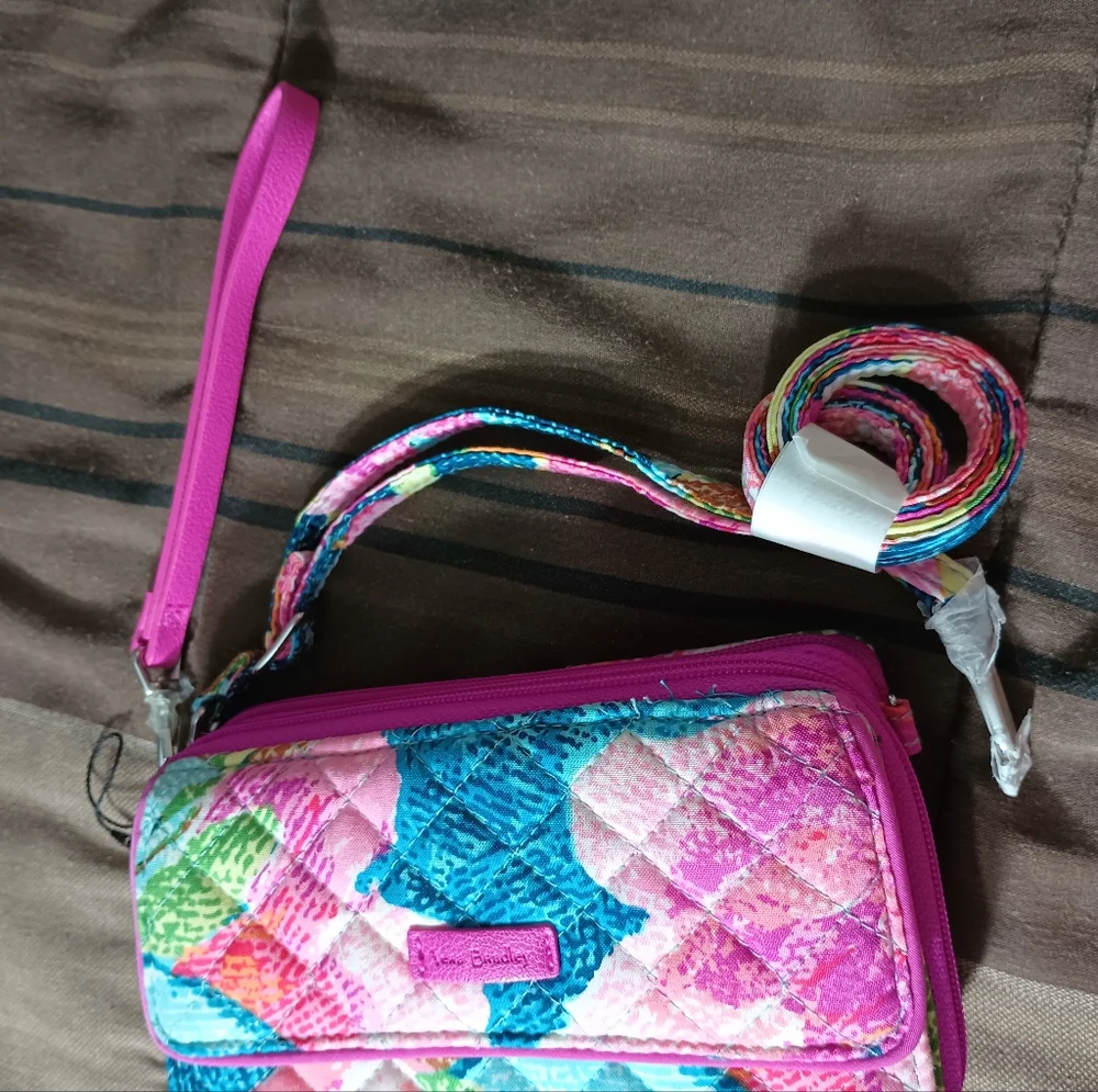Vera Bradley RFID‎ Protection Wristlet/Wallet/Crossbody Bag NWOT